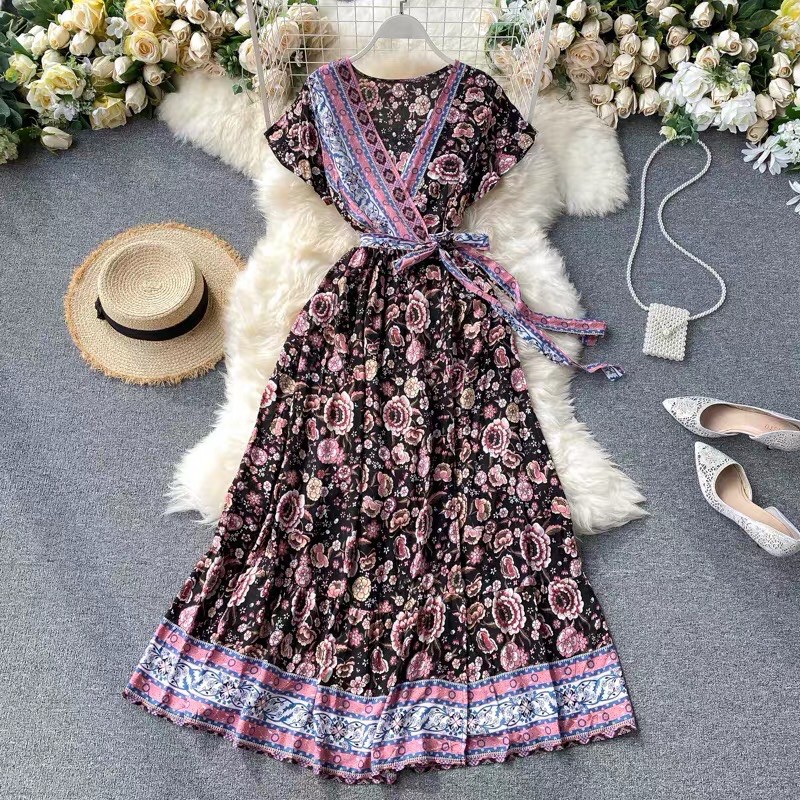 Váy đầm maxi boho thổ cầm dáng dài cổ V xẻ tà thắt dây eo vintage đi biển du lịch diện hè 2021