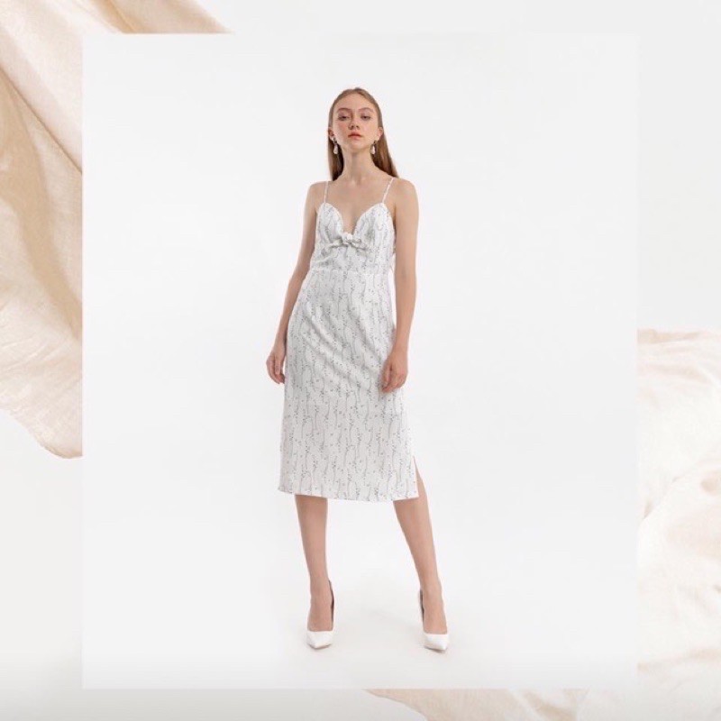 THANH LÝ đầm hoa nhí HNOSS