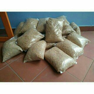 Vỏ trấu dùng trồng rau và hoa kiểng (gói 1kg)