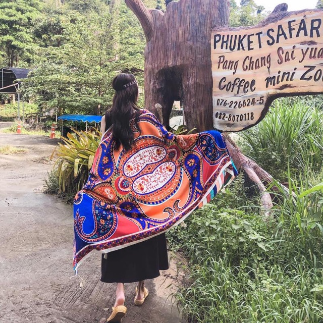 Khăn choàng đi biển - du lịch