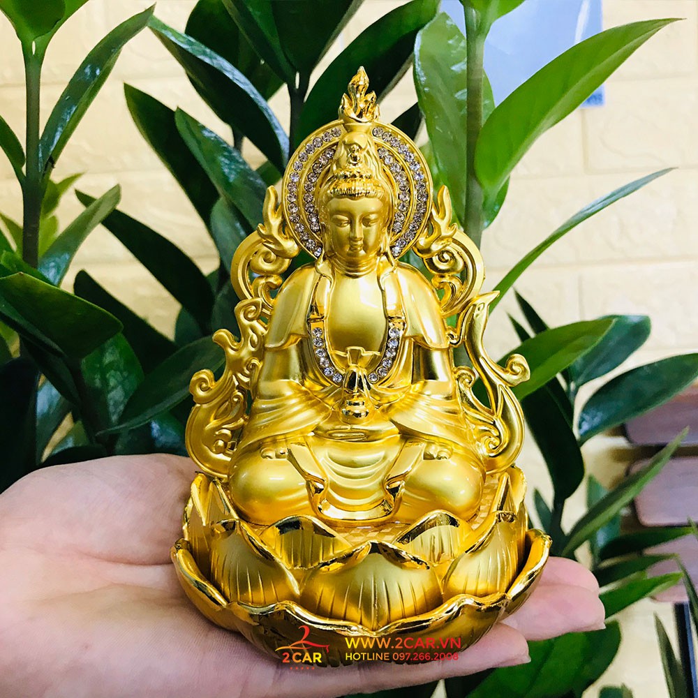 Tượng Quan Thế Âm đính đá đế hoa sen đặt xe hơi