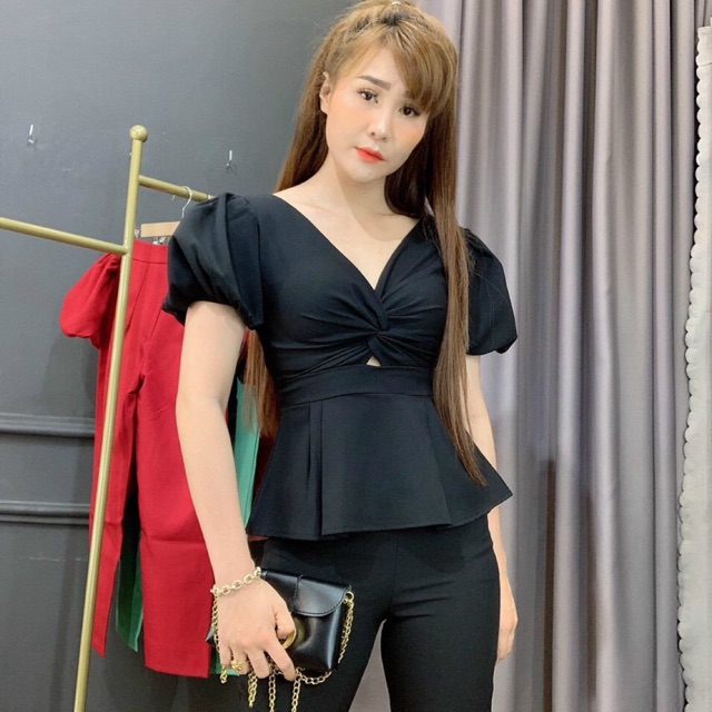 Sét bộ áo xoắn ngực quần ống đứng
