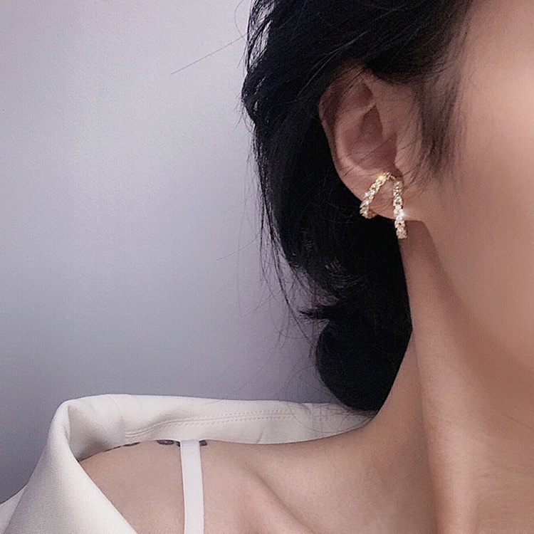 Khuyên kẹp tai đính đá zircon siêu nhấp nháy đơn giản cá tính hoang dã cho nữ