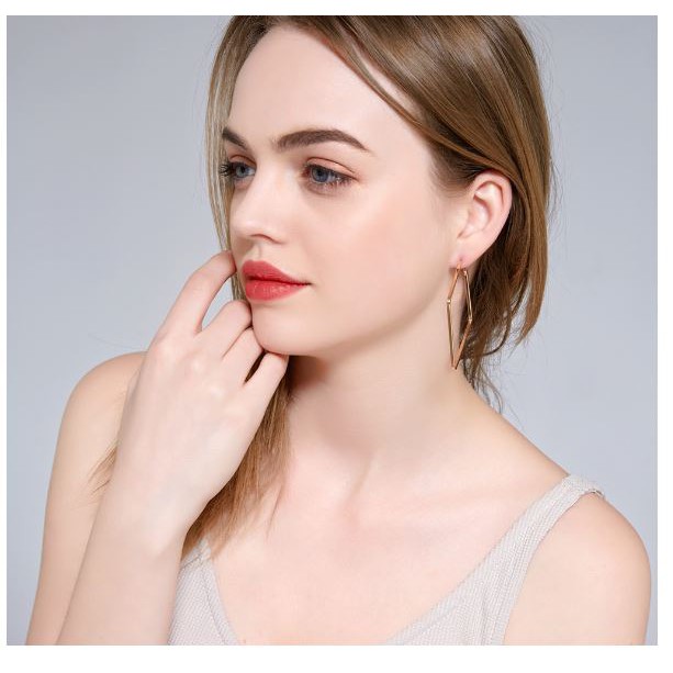 M 28 Hoa tai khuyên vuông thời trang cá tính