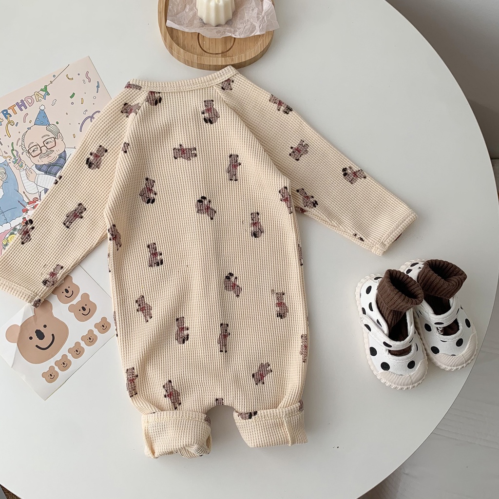 Bộ áo liền quần tay dài in hình chú gấu dễ thương thời trang mùa thu dành cho bé sơ sinh