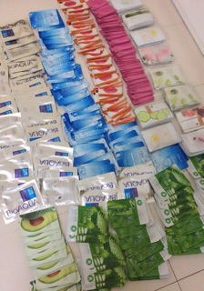 COMBO MIX 20 MASK NỘI ĐỊA TRUNG