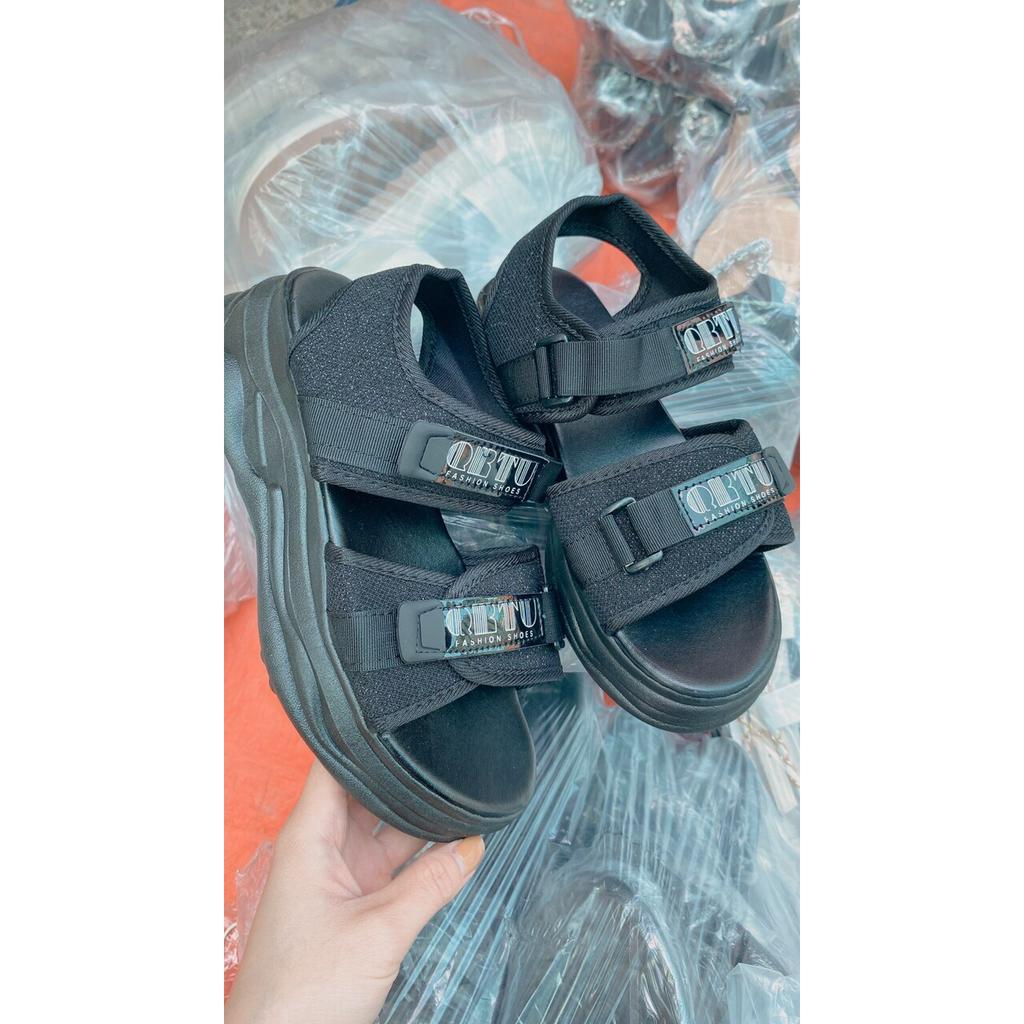 Sandal nữ đế bánh mì Fashion Hàn Quốc đế cao quai họa tiết ô caro và quai chữ Mẫu mới 2023