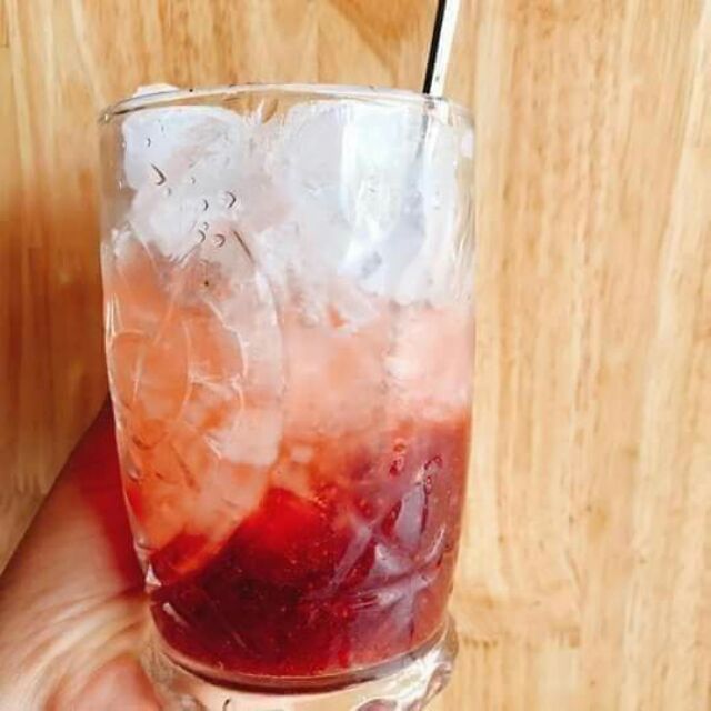 Mứt dâu tây ,dâu tằm nguyên xác Đà Lạt