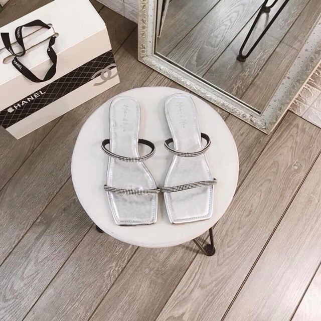 Dép 2 dây đính đá