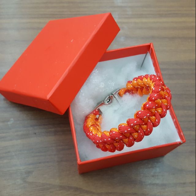 Vòng paracord