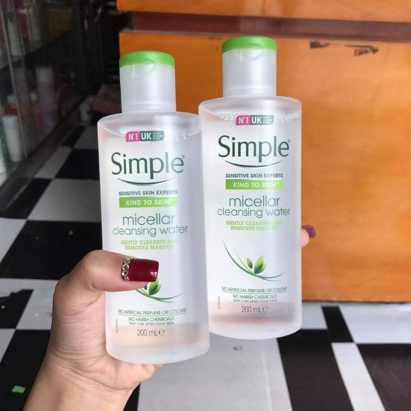 Tẩy Trang Simple 200ml (hsd 12/2021)