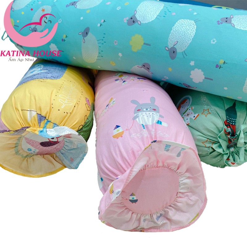 Gối ôm cho bé vải Cotton Satin Hàn Quốc êm mềm, mát, nhiều họa tiết hình thú đáng yêu giúp bé ngủ ngon