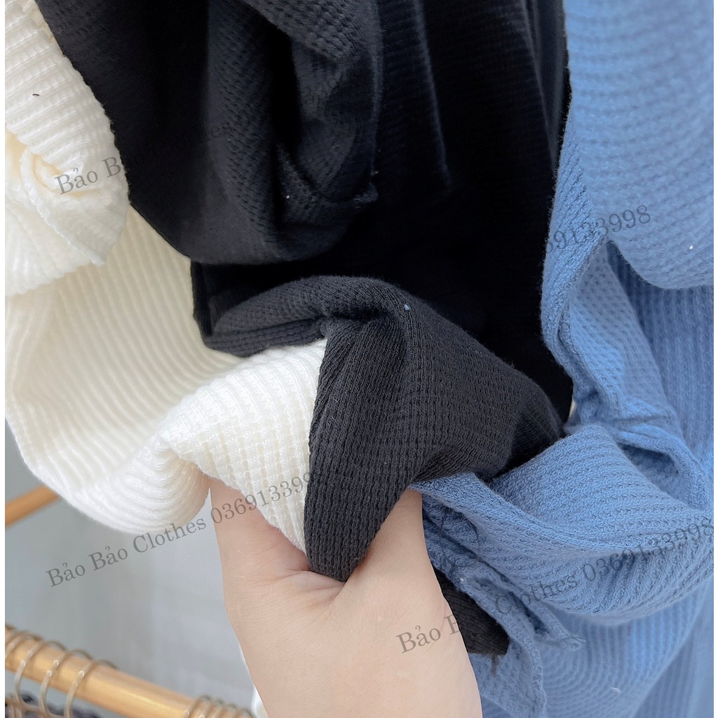 Áo Thun Nam Nữ  Chất Tổ Ong Hàn Quốc Cổ V Vải Dày Mịn Thoáng Mát Thiết Kế Thời Trang Kiểu Dáng Năng Động Trẻ Trung