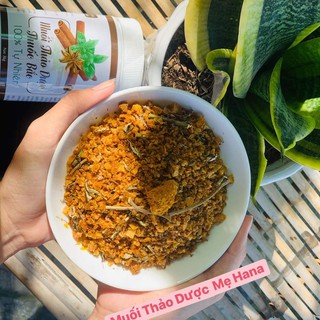 Muối thảo dược giảm eo sau sinh hiệu quả.