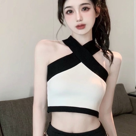 Áo Lửng Hai Dây Sát Nách Màu Sắc Tương Phản Phong Cách Quyến Rũ Dành Cho Nữ
