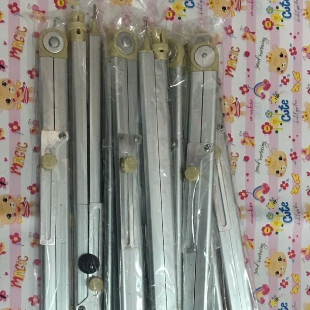 Compa Nhôm dùng cho giáo viên