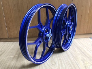 R3  CHO DÒNG ẼX 135