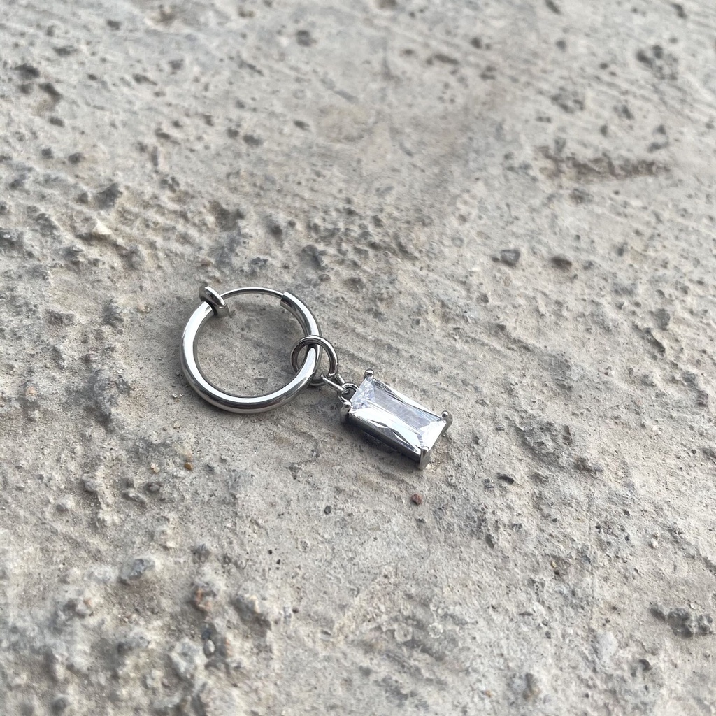 Bông Tai Đính Đá Zircon 19A1335 Phong Cách Hip Hop Thời Trang Cho Cặp Đôi