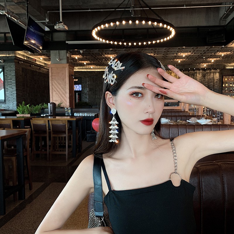 Cặp tóc đính đá khắc chữ LOVE - LADY - STYLE  cá tính
