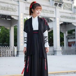 Trang phục kiếm hiệp xanh cửu vĩ hồ