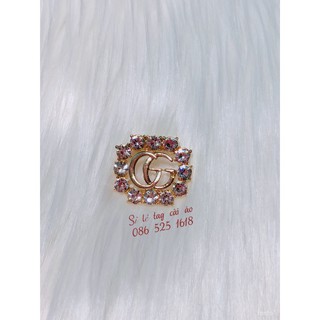 Cài áo đá Gucci