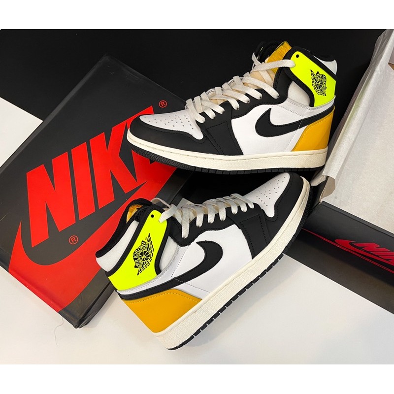 Giày Jordan 1 high Volt gold