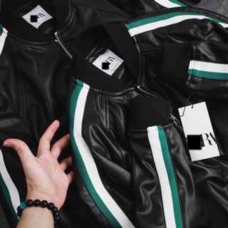 Áo Khoác Bomber Zara Chất Liệu Da PU