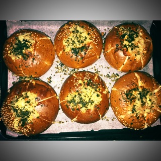 Bánh mì bơ tỏi phomai