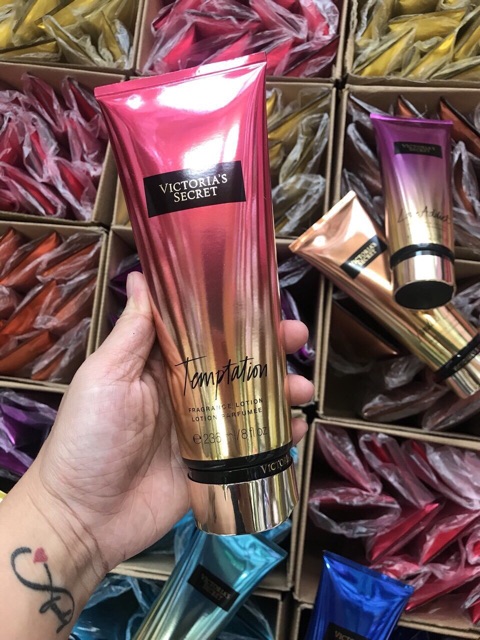 DƯỠNG THỂ NƯỚC HOA VICTORIA’S SECRET HYPNOTIZED FRAGRANCE LOTION 236ML US