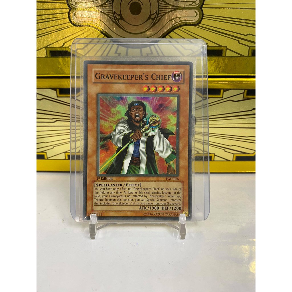 [ Dưa Hấu Yugioh ] Lá bài thẻ bài Gravekeeper's Chief - Super Rare 1st Edition - Tặng bọc bài nhựa bảo quản