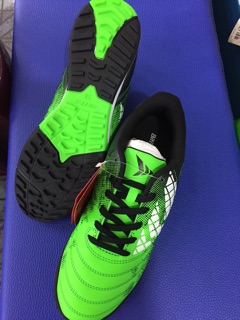 Giày thể thao BITIS HUNTER FOOTBALL