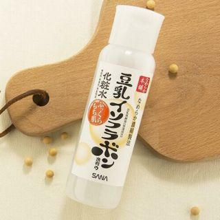 Nước Hoa Hồng SANA chiết xuất đậu nành