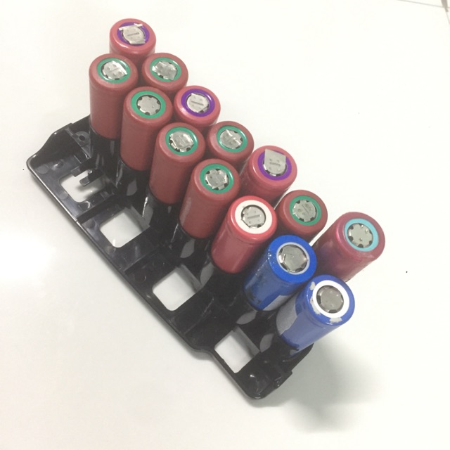 Đế để pin 18650 14 cell