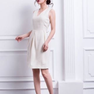 Đầm Massimo Dutti cổ V
