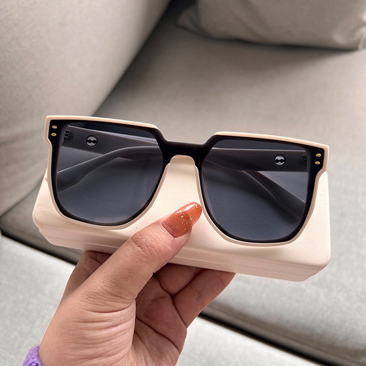 Kính Mát Gọng Lớn Thời Trang Mới Năm 2022 Cho Nữ