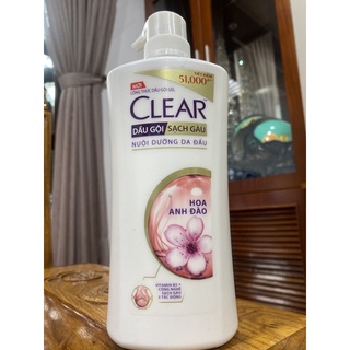 Dầu gội Clear sạch gàu hoa anh đào 630g