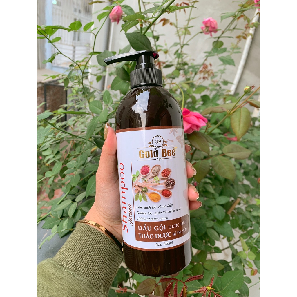 DẦU GỘI THẢO DƯỢC TINH DẦU BƯỞI GOLD BEE 800ML