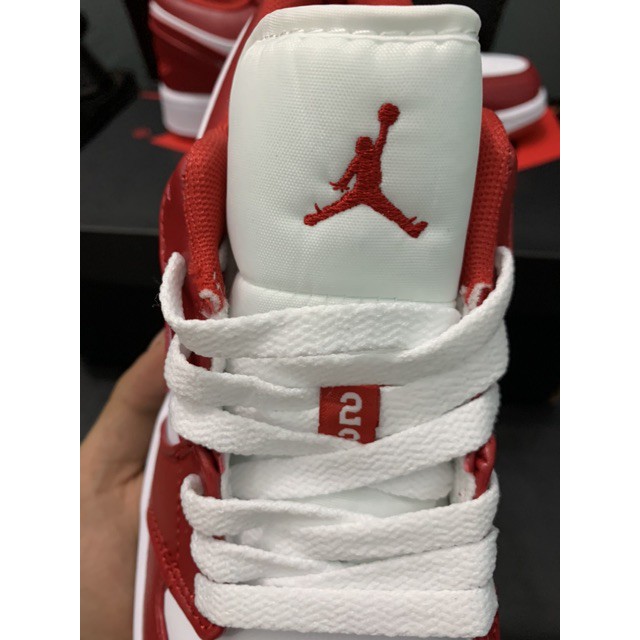 Giày thể thao và sneaker nam nữ màu đỏ trắng , jordan đỏ