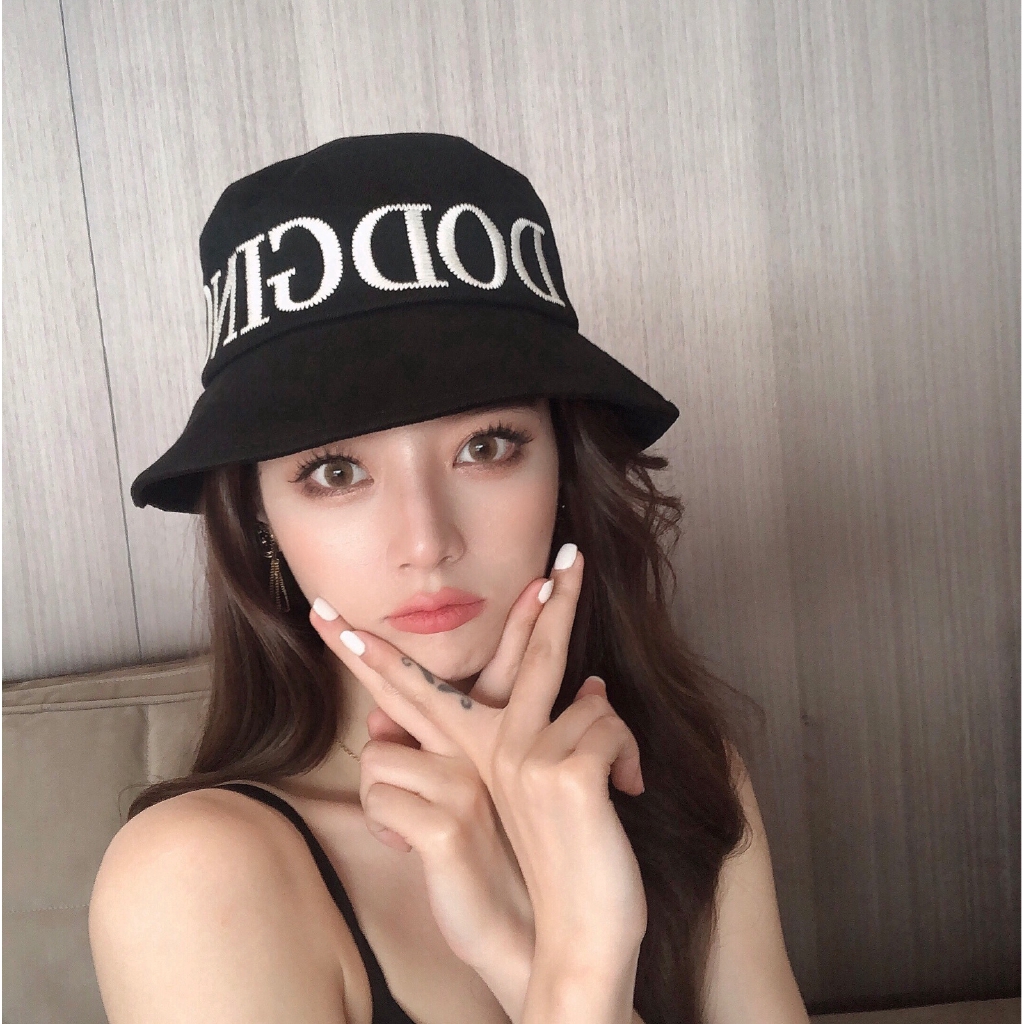[ Code FAHOTCB1505 for 10K off any order] Fashionable youthful and fashionable embroidered beaded hats for both men and women
