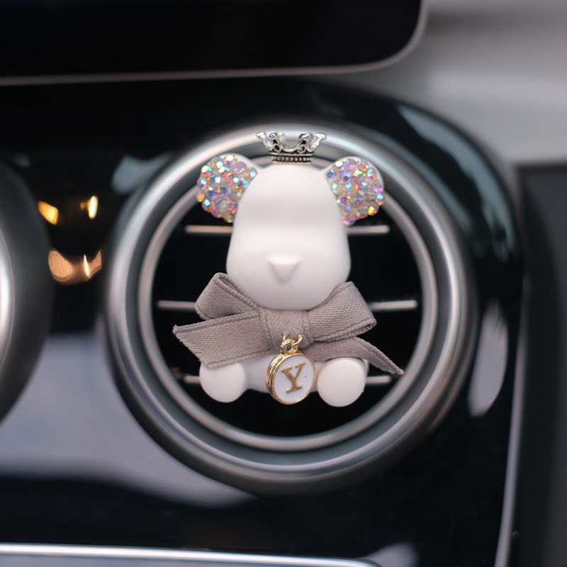 Nước Hoa Ô Tô Cài Cửa Gió Gấu BearBrick Đính Đá - Sáp Thơm Xe