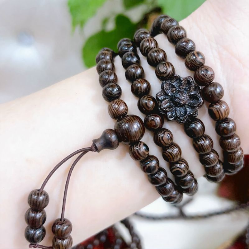 Vòng tay nữ 6 ly (T15) chuỗi tràng hạt 108 gỗ vân mun đuôi công mix Charm hoa sen (T15)