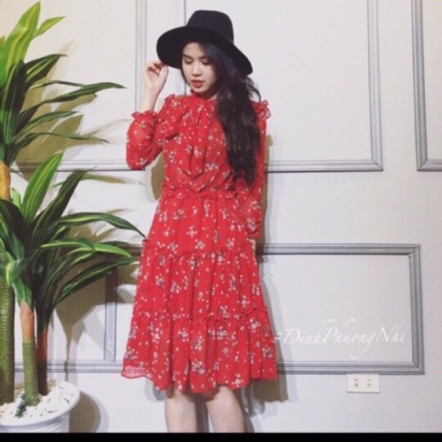 Váy voan tầng