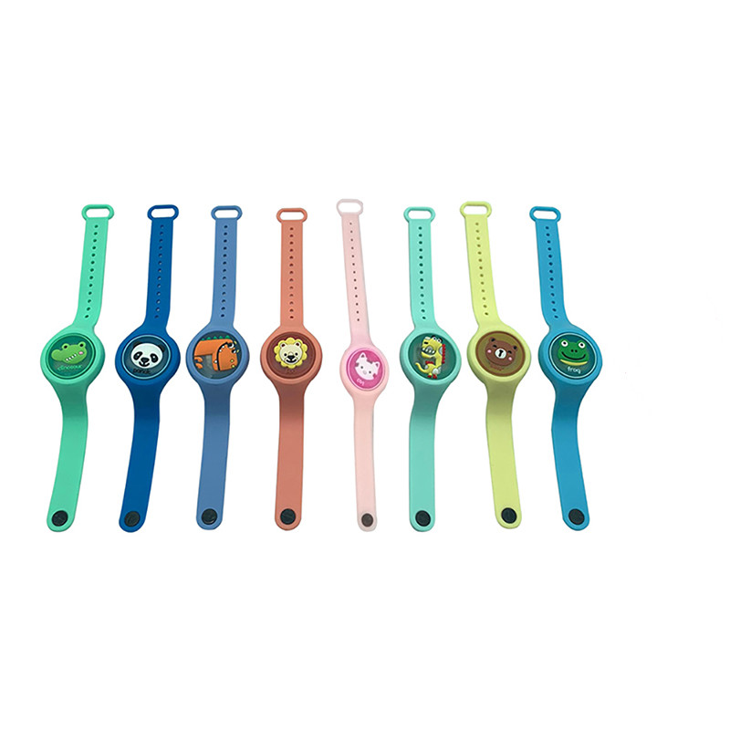 Vòng Đeo Tay Chống Muỗi Họa Tiết Hoạt Hình Cho Bé