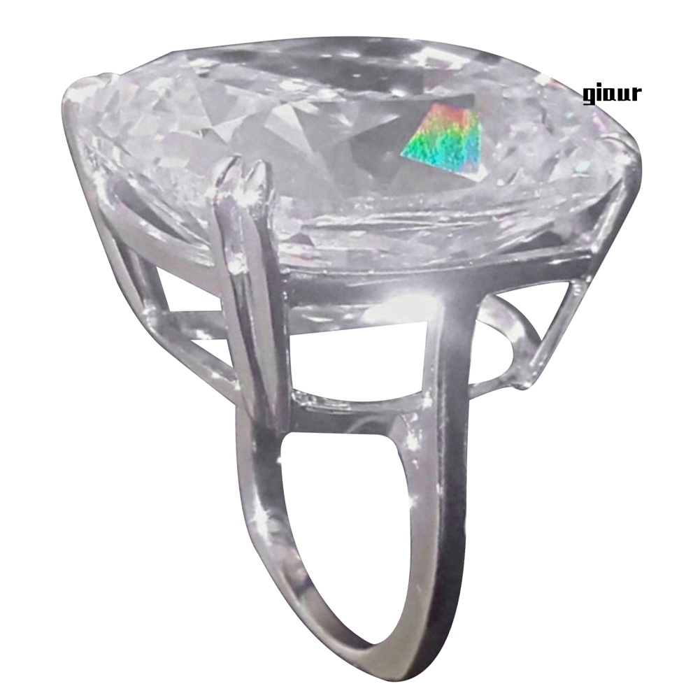 Nhẫn đính đá nhân tạo hình vuông cỡ lớn sang trọng tinh tế dành cho nữ