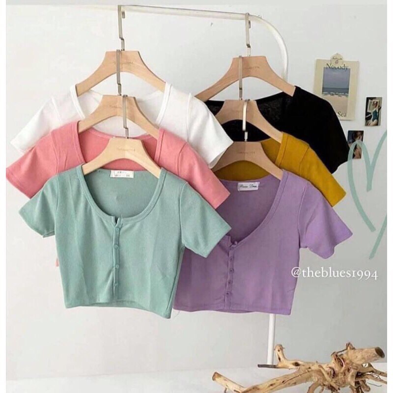 Aó Thun Croptop Kiểu Nút Nhỏ Phối Chân Váy - Vải Co Gĩan - Tôn Dáng Eo Thon