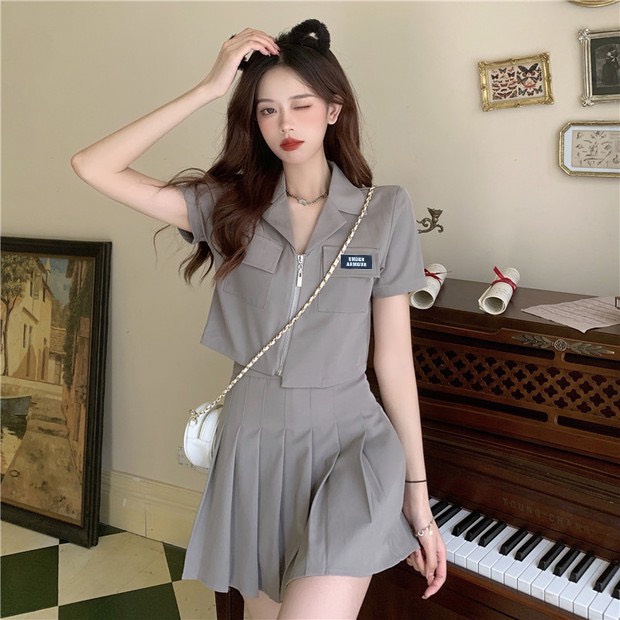 Set áo croptop kèm chân váy xếp ly HB thiết kế năng động thể thao S066 | BigBuy360 - bigbuy360.vn