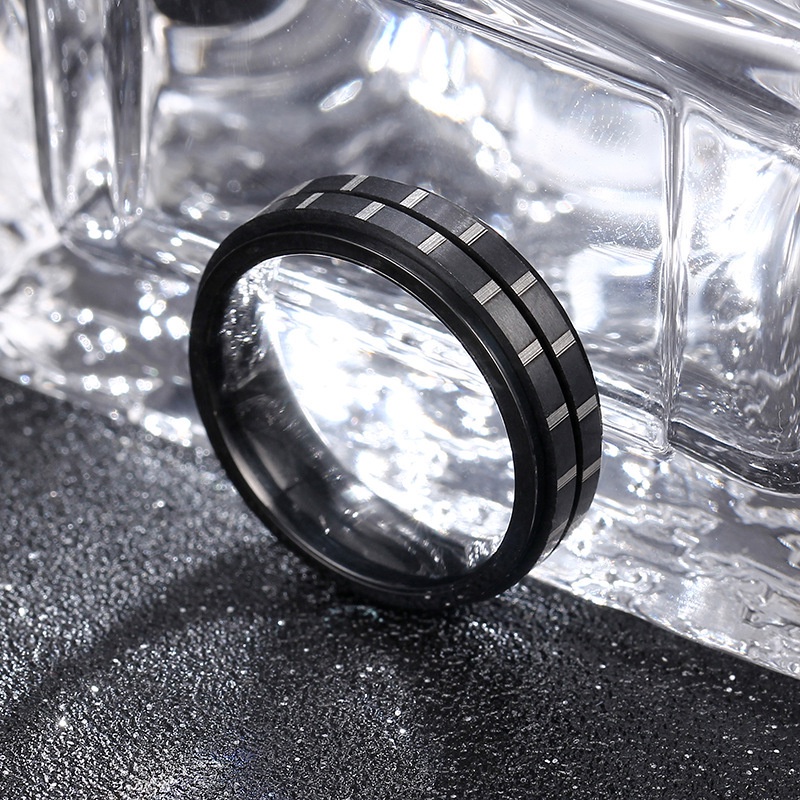 Nhẫn nam nữ tròn Unisex màu đen Thời trang Kuu Clothes chất liệu Titan đẹp đơn giản - Nhẫn Spot Ring