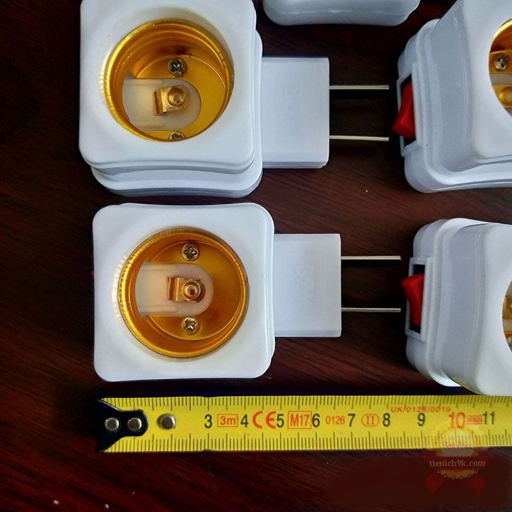 Chuôi bóng đèn xoáy ổ điện có công tắc Cao Cấp