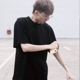 Áo Thun Đen Trơn Oversize Unisex
