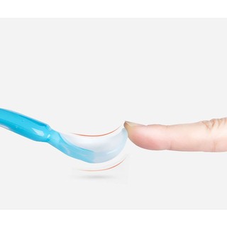 Bộ 2 thìa silicon cho bé có hộp đựng sạch sẽ